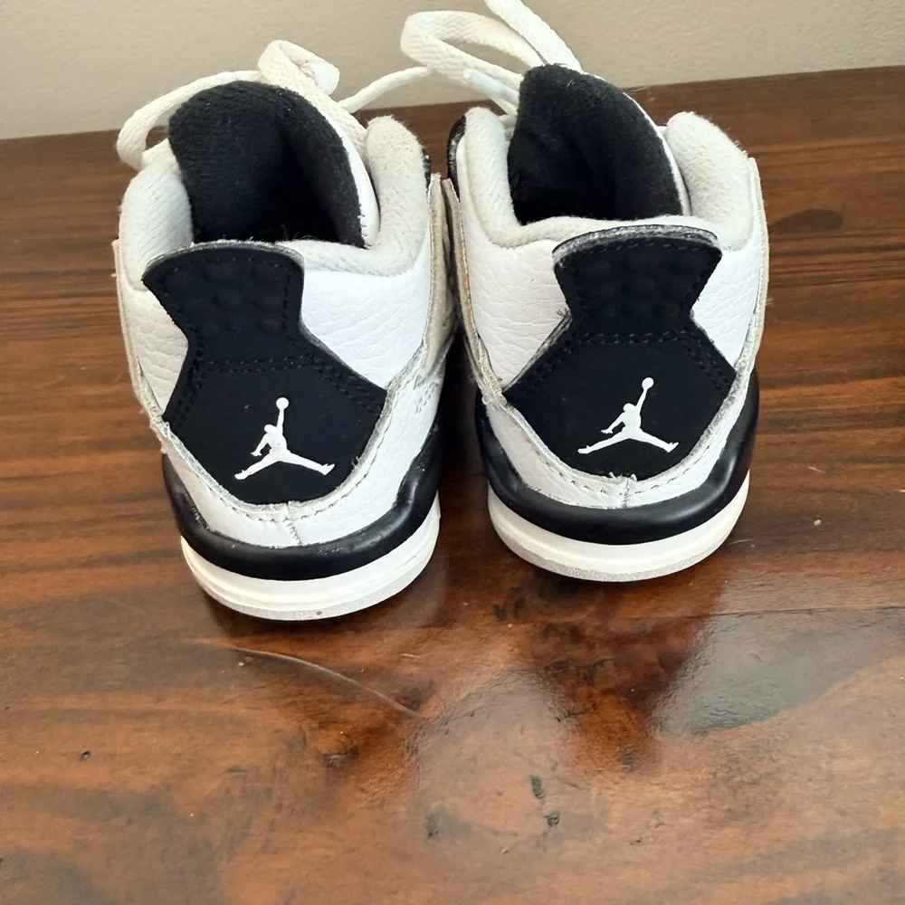 Nike Jordan Sneakers 5c - Picture 4 of 5